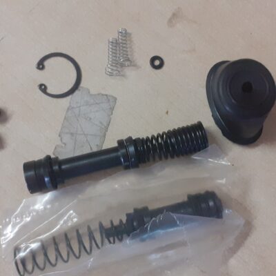 1400 brake master piston kit
