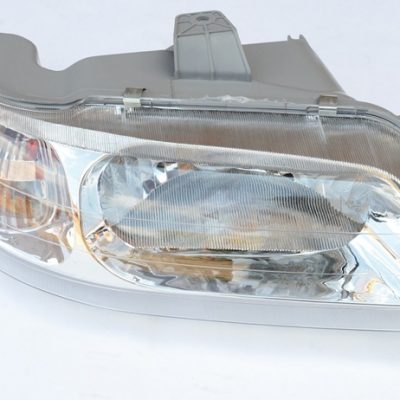 Nubira -'99 HeadLamp