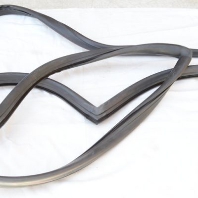 1400 Windscreen Rubber