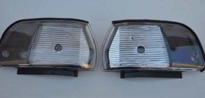 E8E9 Corner Lamp Black